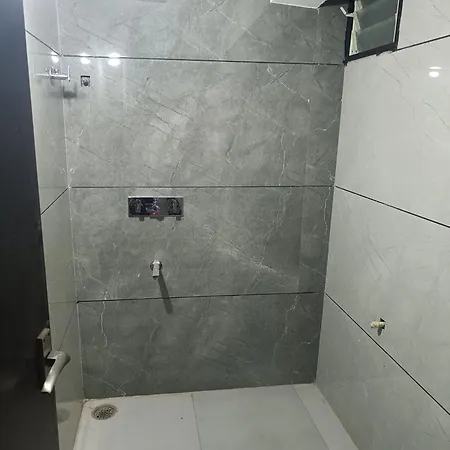 Hotel Staymore Premium Rooms And Ac Dorms Maheshwar Exterior photo