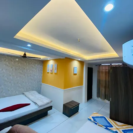 Hotel Staymore Premium Rooms And Ac Dorms Maheshwar Exterior photo
