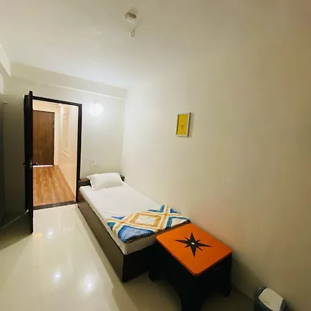 Hotel Staymore Premium Rooms And Ac Dorms Maheshwar Exterior photo