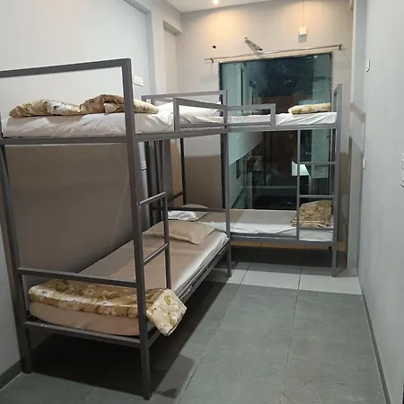Hotel Staymore Premium Rooms And Ac Dorms Maheshwar Exterior photo