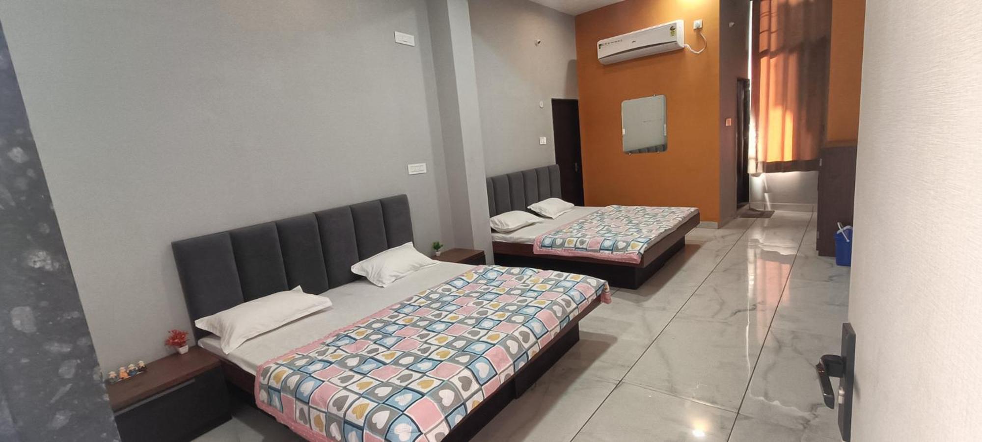 Homestay Staymore Premium And Ac Dorms