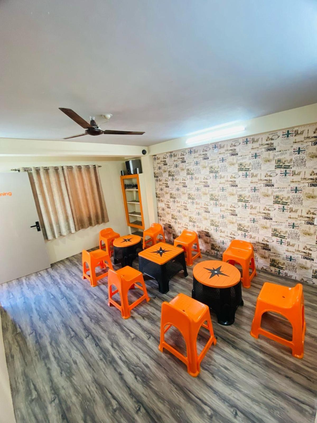Homestay Staymore Premium And Ac Dorms *