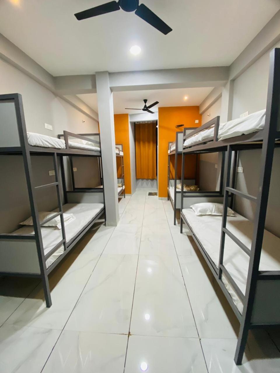 Homestay Staymore Premium And Ac Dorms *