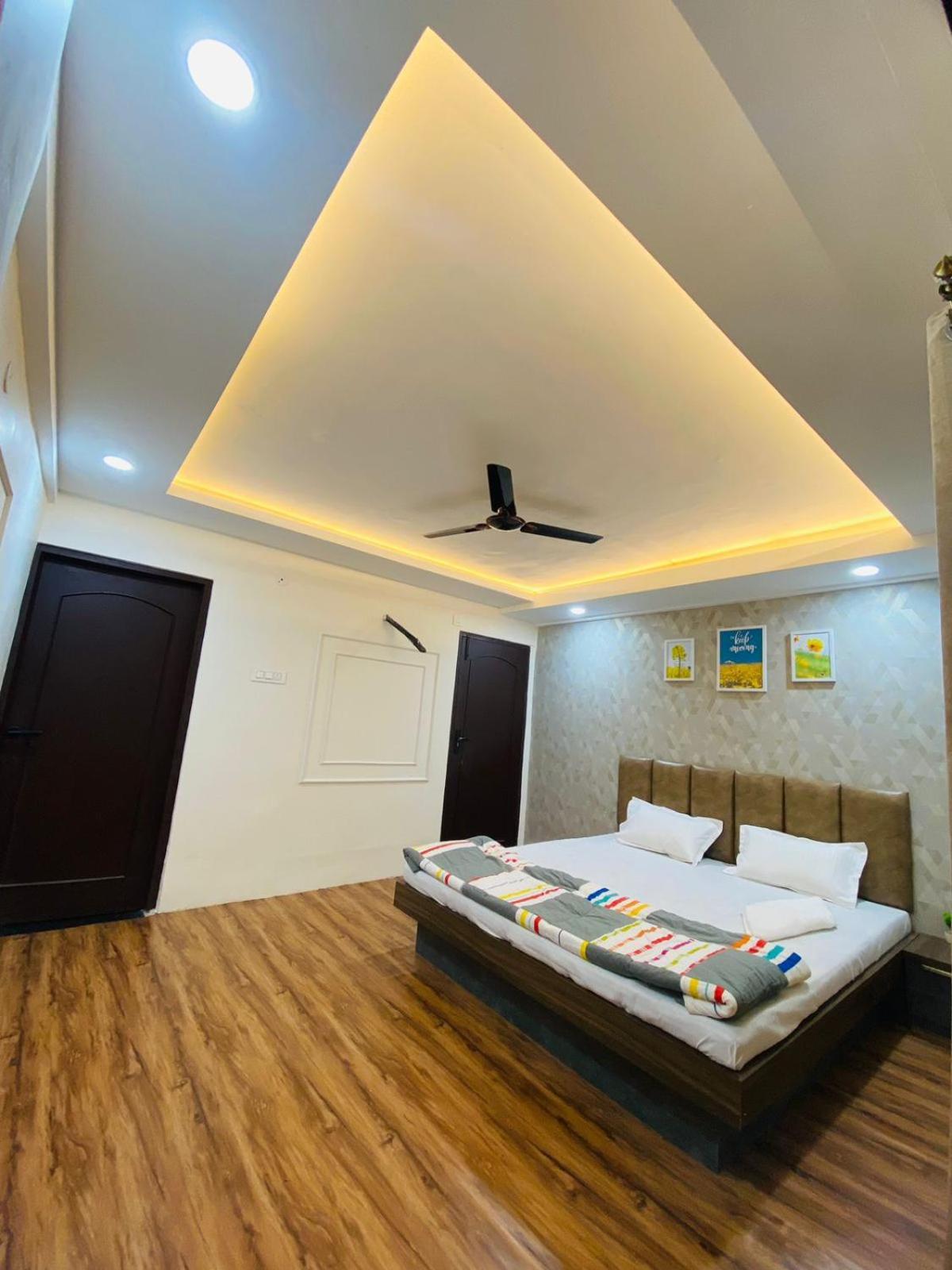 Staymore Premium And Ac Dorms Homestay Maheshwar