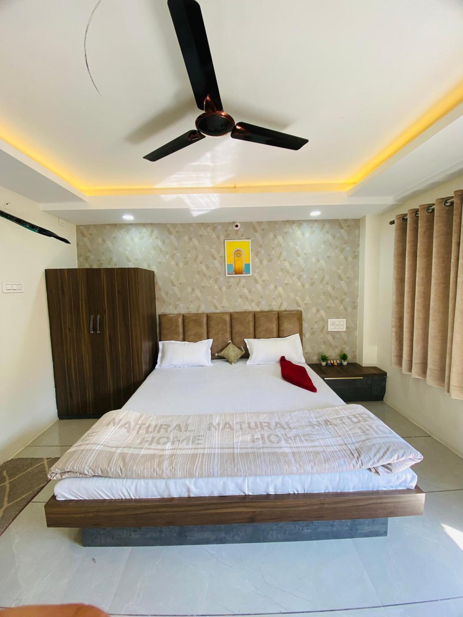 Homestay Staymore Premium And Ac Dorms Maheshwar