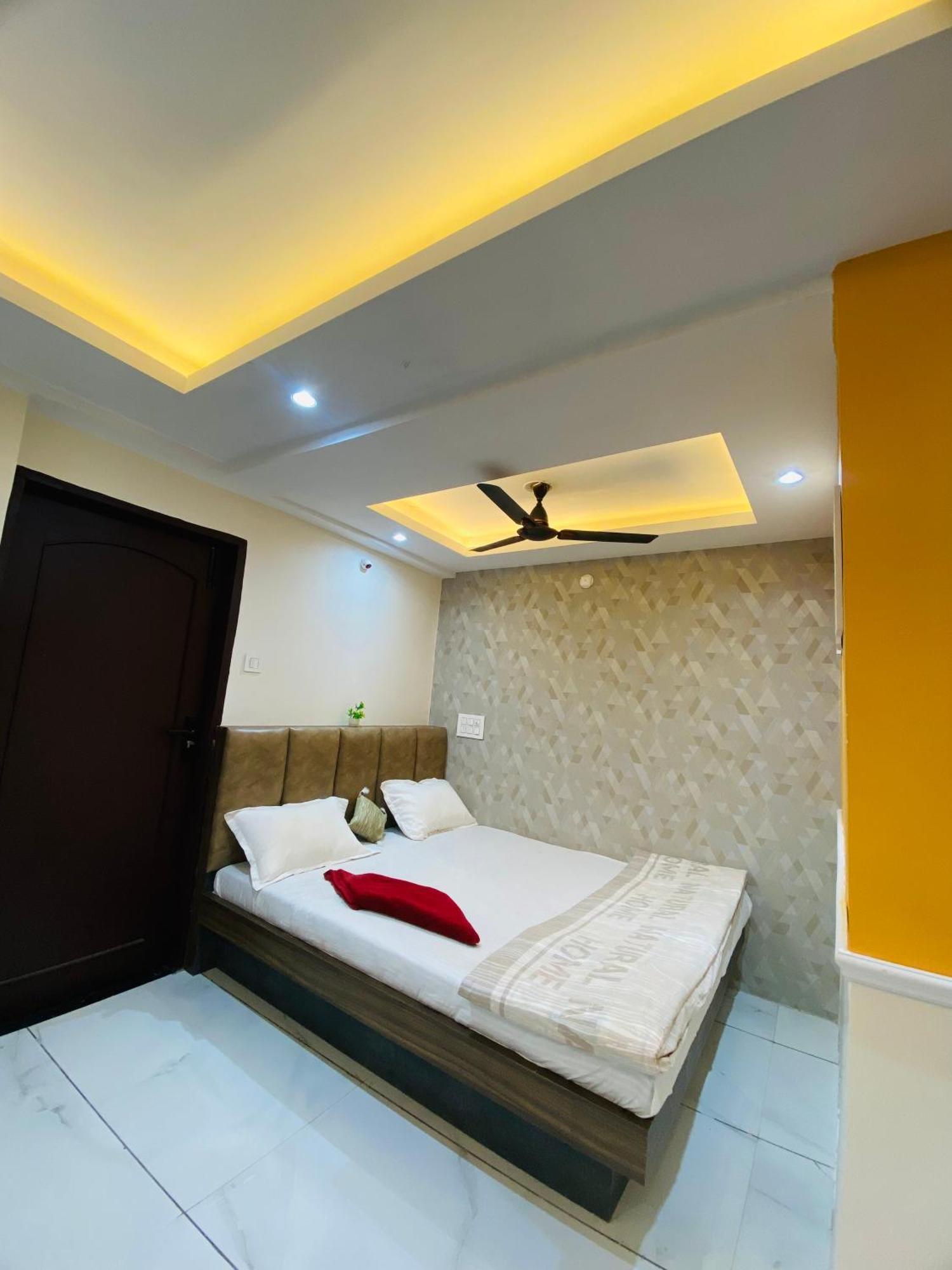 Staymore Premium And Ac Dorms Homestay *